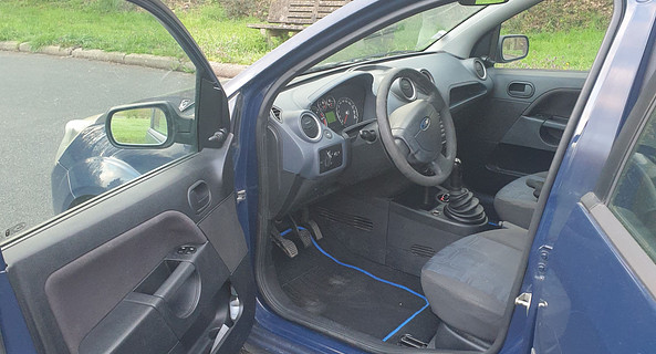 location-FORD-Clermont-Ferrand-roadstr