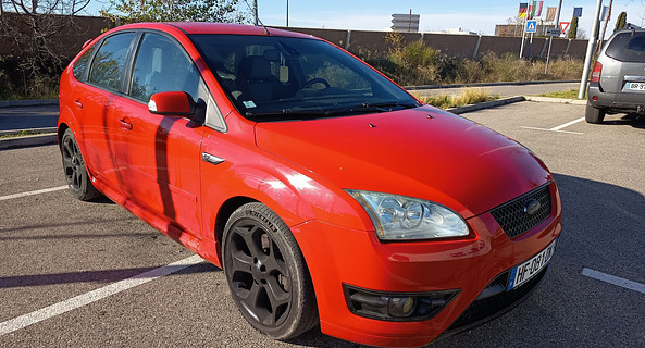 location-FORD-Monteux-roadstr