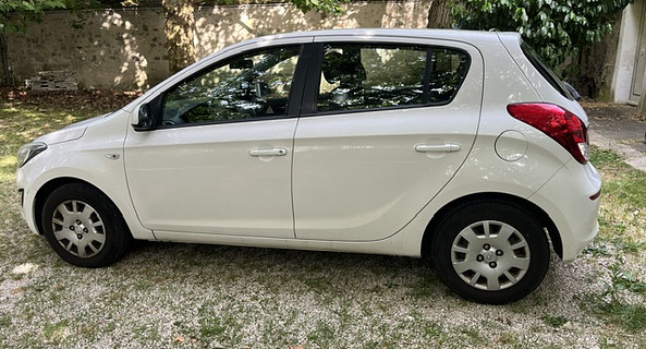 location-HYUNDAI-Bois-le-Roi-roadstr