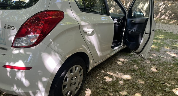 location-HYUNDAI-Bois-le-Roi-roadstr