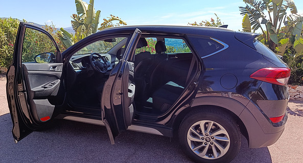 location-HYUNDAI-Roquebrune-Cap-Martin-roadstr