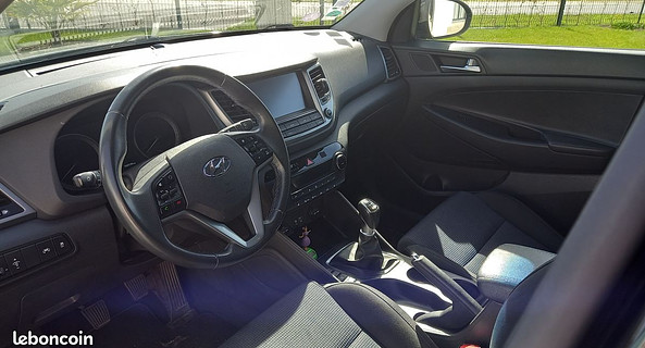 location-HYUNDAI-Roquebrune-Cap-Martin-roadstr