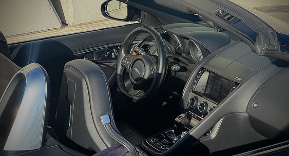 location-JAGUAR-Cornebarrieu-roadstr