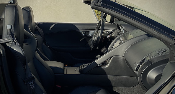 location-JAGUAR-Cornebarrieu-roadstr
