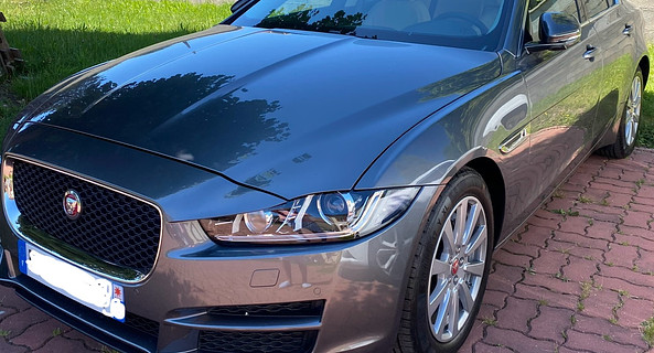 location-JAGUAR-Frontignan-roadstr