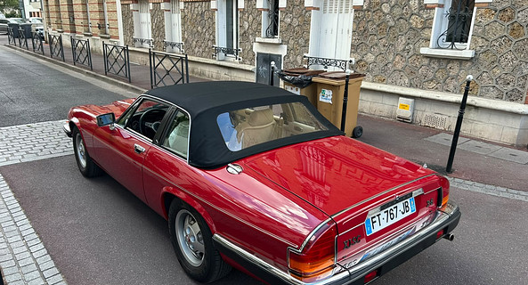 location-JAGUAR-Courbevoie-roadstr
