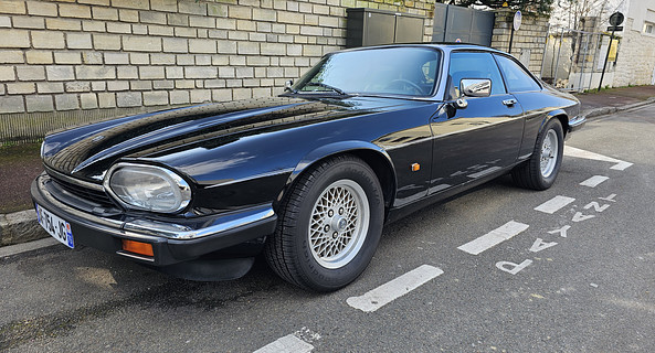 location-JAGUAR-Paris-roadstr