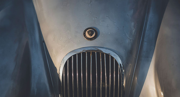location-JAGUAR-Paris-roadstr