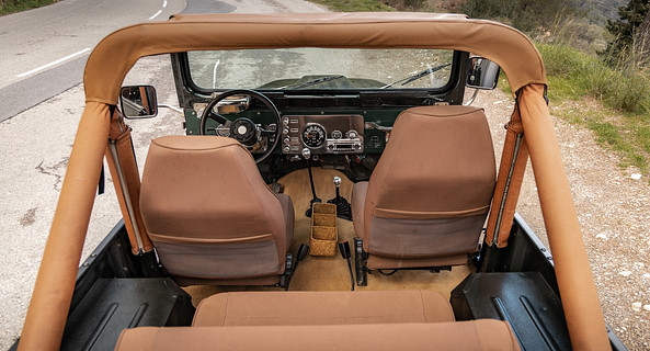 location-JEEP-Nice-roadstr
