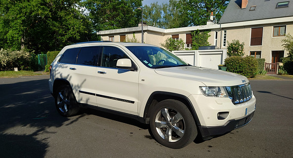 location-JEEP-Jouy-le-Potier-roadstr