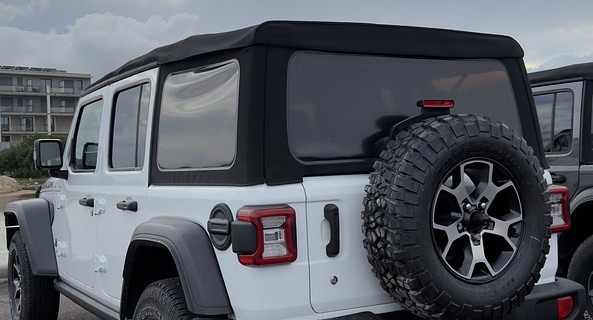 location-JEEP-Figari-roadstr