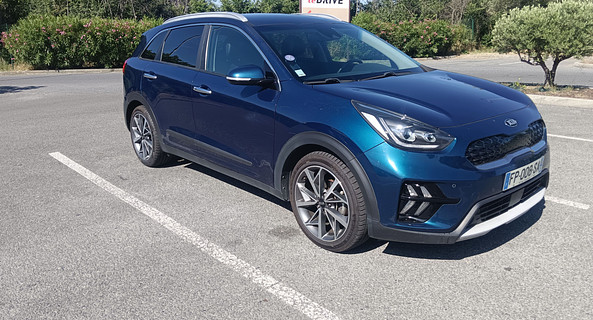 location-KIA-Fréjus-roadstr