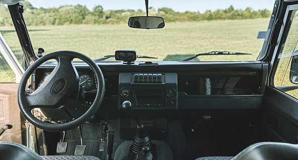 location-LAND ROVER-Beaune-roadstr