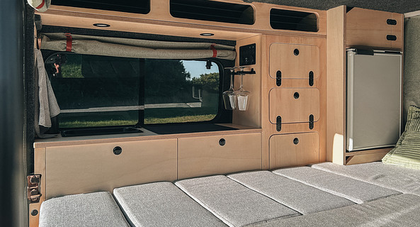 location-LAND ROVER-Beaune-roadstr