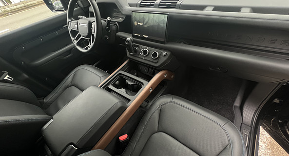 location-LAND ROVER-Issy-les-Moulineaux-roadstr