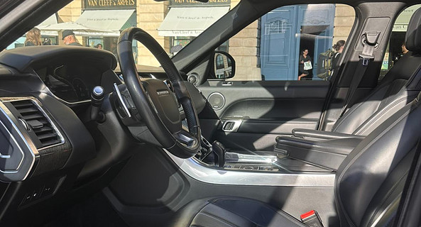 location-LAND ROVER-Paris-roadstr