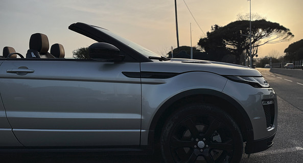 location-LAND ROVER-Nice-roadstr