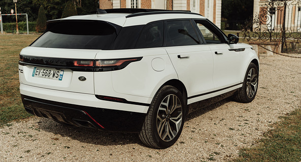 location-LAND ROVER-Lens-roadstr
