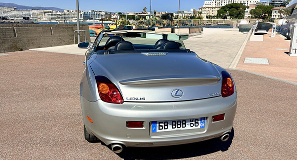 location-LEXUS-Antibes-roadstr