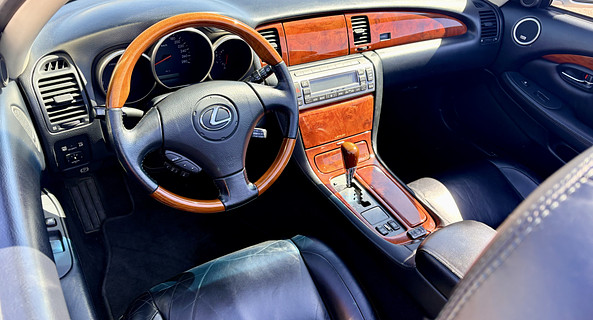 location-LEXUS-Antibes-roadstr