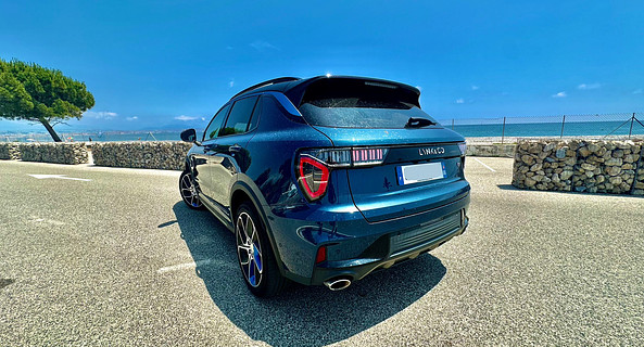 location-LYNK & CO-Cagnes-sur-Mer-roadstr
