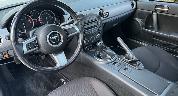 location-MAZDA-Valence-roadstr