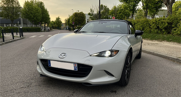 location-MAZDA-Paris-roadstr