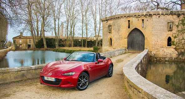 location-MAZDA-Montélier-roadstr