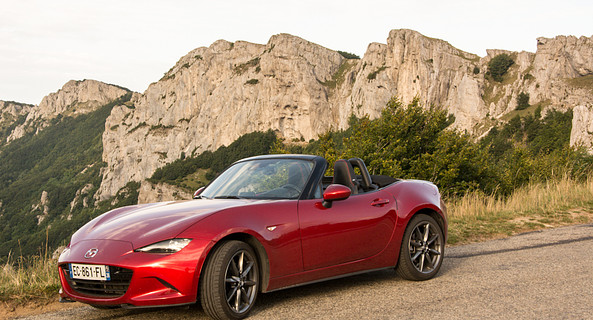 location-MAZDA-Montélier-roadstr