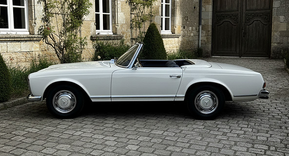location-MERCEDES-BENZ-Paris-roadstr