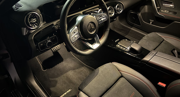 location-MERCEDES-BENZ-Marly-roadstr