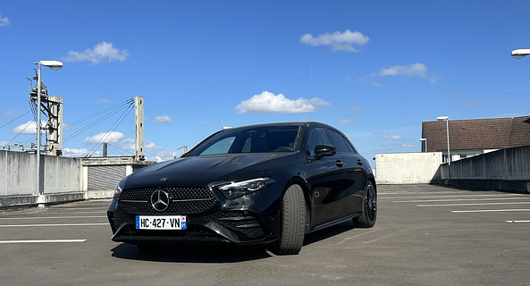 location-MERCEDES-BENZ-Paris-roadstr