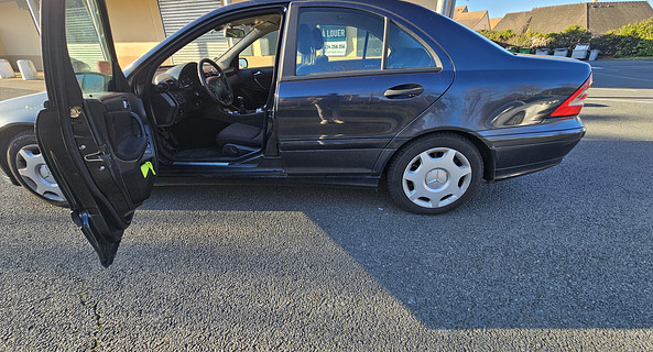 location-MERCEDES-BENZ-Coulaines-roadstr