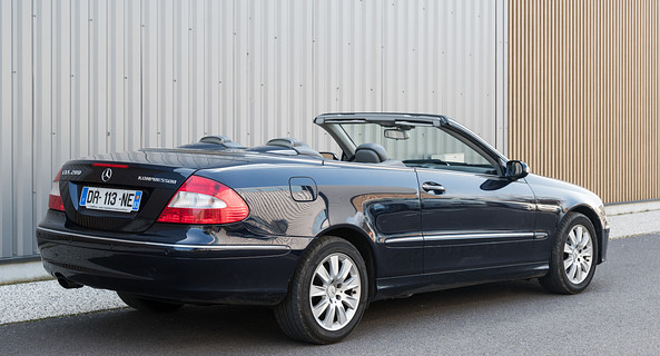 location-MERCEDES-BENZ-Chassieu-roadstr