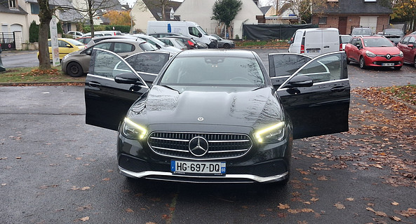 location-MERCEDES-BENZ-Bobigny-roadstr