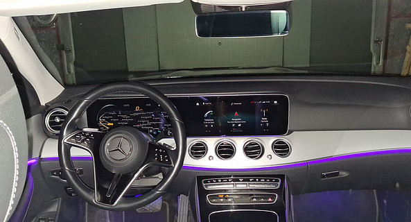 location-MERCEDES-BENZ-Bobigny-roadstr