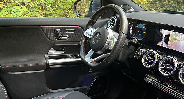 location-MERCEDES-BENZ-Rueil-Malmaison-roadstr