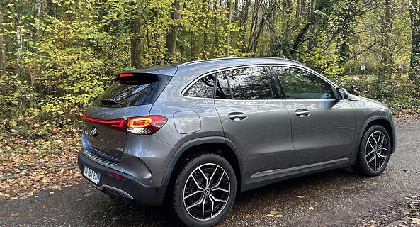 location-MERCEDES-BENZ-Rueil-Malmaison-roadstr