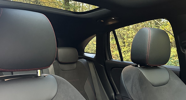 location-MERCEDES-BENZ-Rueil-Malmaison-roadstr