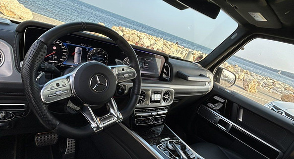 location-MERCEDES-BENZ-Fréjus-roadstr