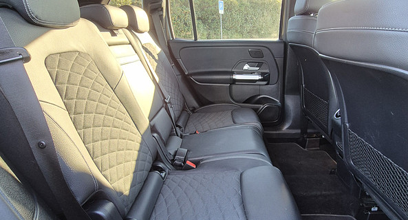 location-MERCEDES-BENZ-Anglet-roadstr