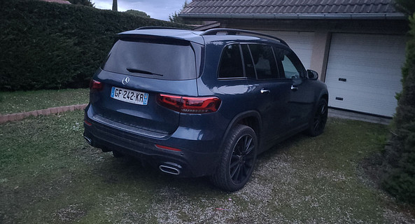 location-MERCEDES-BENZ-Thonon-les-Bains-roadstr