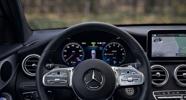 location-MERCEDES-BENZ-Paris-roadstr