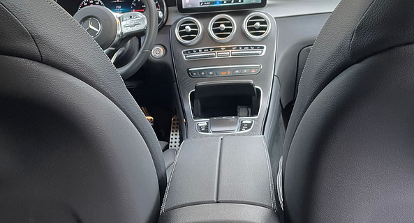 location-MERCEDES-BENZ-Paris-roadstr