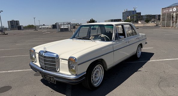 location-MERCEDES-BENZ-Saint-Denis-roadstr