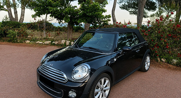 location-MINI-Roquebrune-Cap-Martin-roadstr