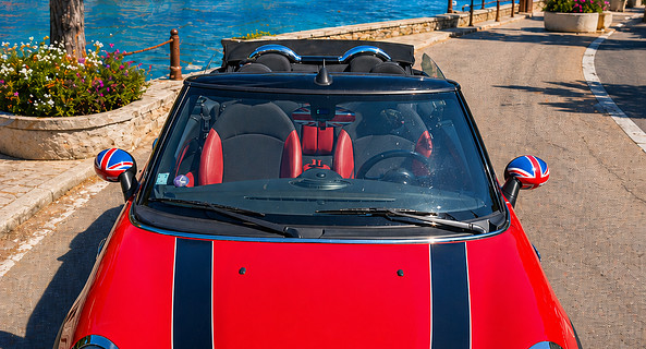 location-MINI-Roquebrune-Cap-Martin-roadstr