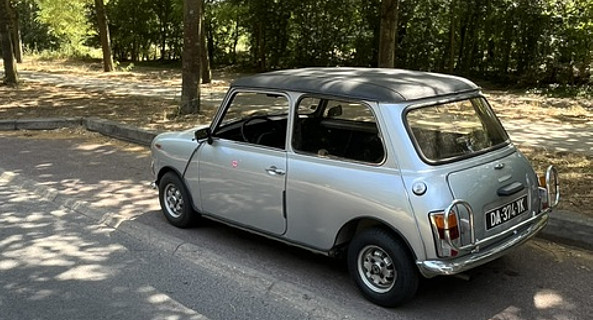 location-MINI-Paris-roadstr