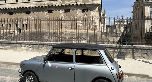 location-MINI-Paris-roadstr