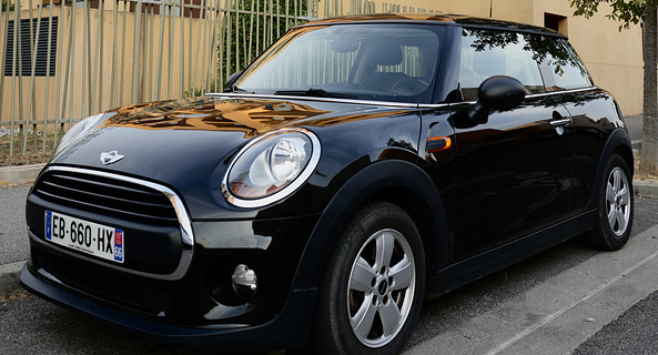 location-MINI-Aix-en-Provence-roadstr